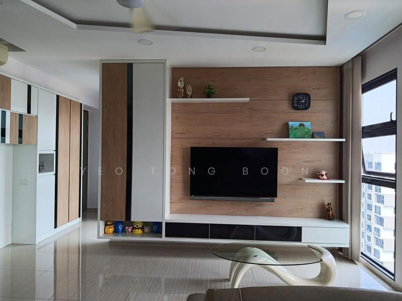 Lush Acres, 1 Fernvale Close, Seletar / Yio Chu Kang, 3 Bedrooms, 1,130 sqft, Condominium For Sale, by Yeo Tong Boon, 500286780 - Living Room - PropertyGuru.com.sg