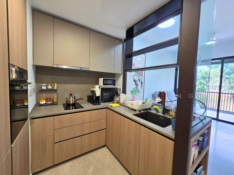 KI Residences At Brookvale, 2 Brookvale Drive, Clementi Park / Upper Bukit Timah, 2 Bedrooms, 743 sqft, Condominium For Sale, by Ethan, Chee Yong Koh, 500286781 - Kitchen - PropertyGuru.com.sg