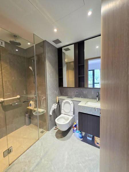 KI Residences At Brookvale, 2 Brookvale Drive, Clementi Park / Upper Bukit Timah, 2 Bedrooms, 743 sqft, Condominium For Sale, by Ethan, Chee Yong Koh, 500286781 - Bathroom - PropertyGuru.com.sg