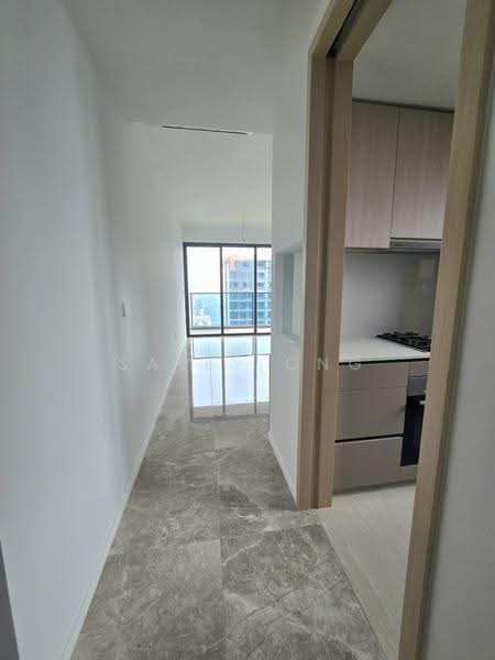 Pinetree Hill, 30 Pine Grove, Clementi Park / Upper Bukit Timah, 3 Bedrooms, 969 sqft, Condominium For Rent, by Sally Ong, 500286789 - Corridor - PropertyGuru.com.sg