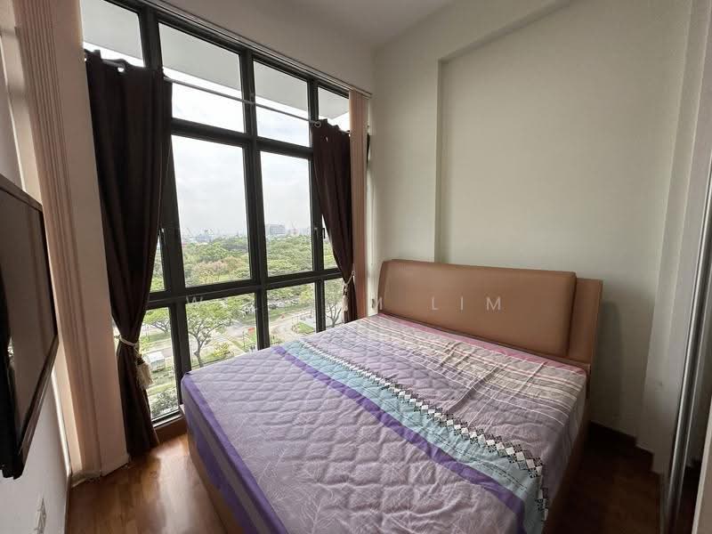 Seahill, 121 West Coast Crescent, Buona Vista / West Coast / Clementi New Town, 2 Bedrooms, 786 sqft, Condominium For Sale, by William Lim, 500286796 - Bedroom - PropertyGuru.com.sg