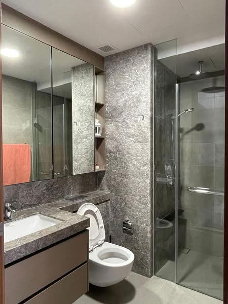 Stirling Residences, 21 Stirling Road, Alexandra / Commonwealth, 1 Bedroom, 441 sqft, Condominium For Rent, by Janice Lim, 500286799 - Bathroom - PropertyGuru.com.sg