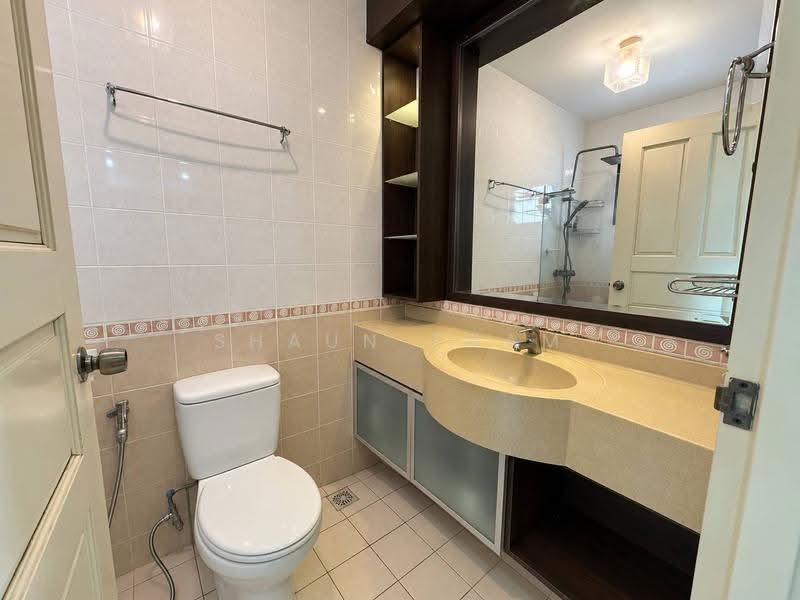 158D Rivervale Crescent, 158D Rivervale Crescent, Hougang / Punggol / Sengkang, 3 Bedrooms, 1,194 sqft, HDB Flat For Sale, by Shaun Tham, 500286804 - Bathroom - PropertyGuru.com.sg