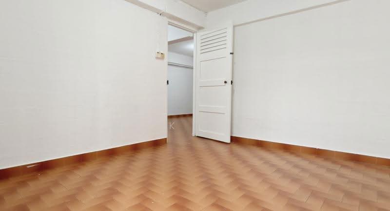 21 Ghim Moh Road, 21 Ghim Moh Road, Tanglin / Holland / Bukit Timah, 2 Bedrooms, 700 sqft, HDB Flat For Sale, by Mark Sham, 500286812 - Room 1 - PropertyGuru.com.sg