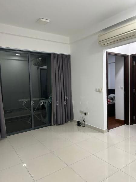 Silverscape, 39 LORONG 32 GEYLANG, Eunos / Geylang / Paya Lebar, 2 Bedrooms, 602 sqft, Apartment For Rent, by Josephine, 500286816 - Bedroom - PropertyGuru.com.sg