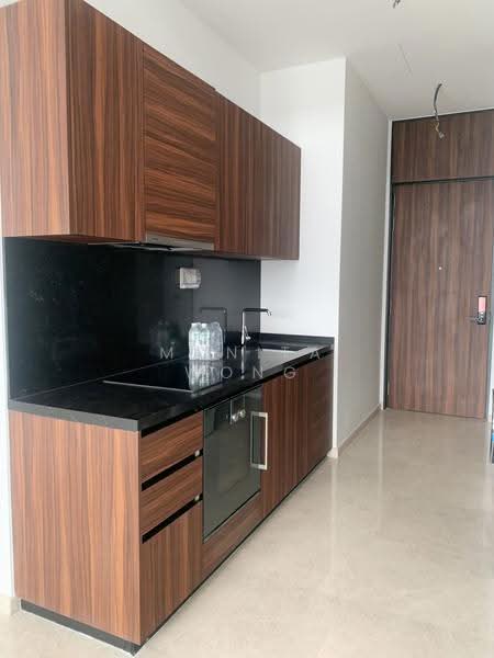 Pullman Residences, 18 Dunearn Road, Newton / Novena, 2 Bedrooms, 667 sqft, Condominium For Sale, by Monita Wong, 500286819 - Kitchen - PropertyGuru.com.sg