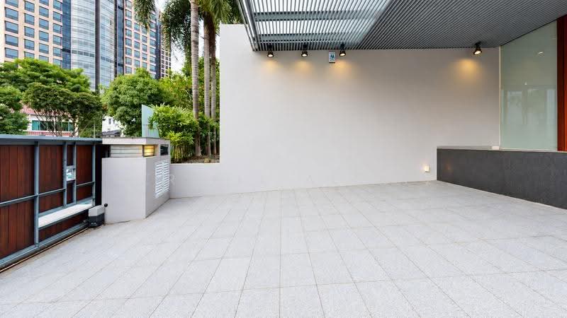 Modern Home near the exclusive embassy row, One Tree Hill, Orchard / River Valley, 6 Bedrooms, 4,600 sqft, Detached House For Rent, by Meriell Alexiz Kwek, 500286821 - Exterior - PropertyGuru.com.sg