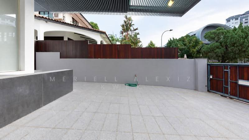 Modern Home near the exclusive embassy row, One Tree Hill, Orchard / River Valley, 6 Bedrooms, 4,600 sqft, Detached House For Rent, by Meriell Alexiz Kwek, 500286821 - Exterior - PropertyGuru.com.sg