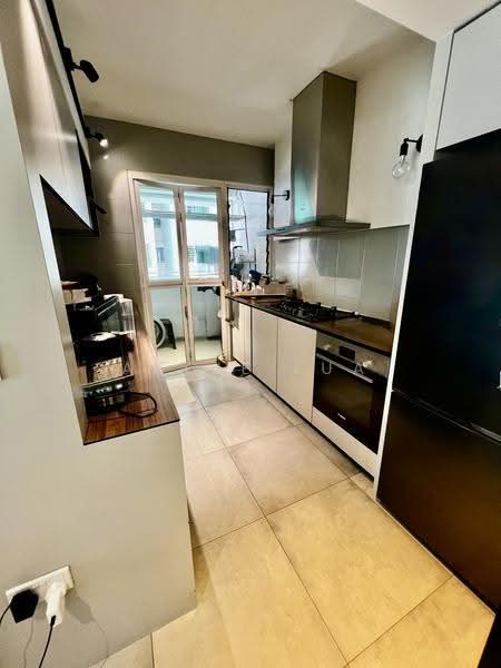 10A Boon Tiong Road, 10A Boon Tiong Road, Alexandra / Commonwealth, 2 Bedrooms, 990 sqft, HDB Flat For Sale, by Angie Lua, 500286823 - Kitchen - PropertyGuru.com.sg