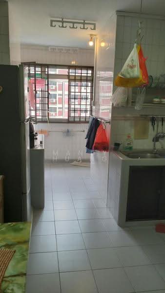 153 Yung Ho Road, 153 Yung Ho Road, Boon Lay / Jurong / Tuas, 3 Bedrooms, 1,119 sqft, HDB Flat For Sale, by Mandy Huang, 500286828 - Kitchen - PropertyGuru.com.sg