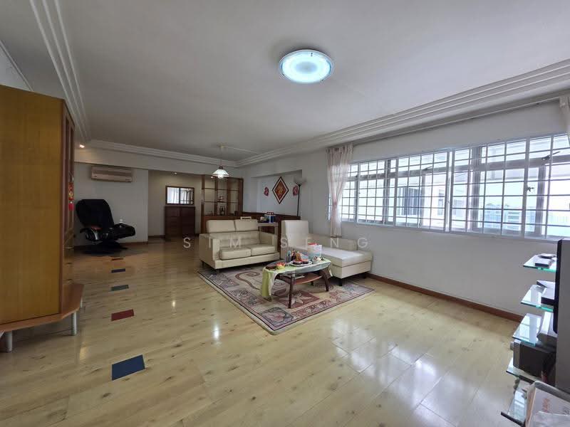 768 Pasir Ris Street 71, 768 Pasir Ris Street 71, Pasir Ris / Tampines, 3 Bedrooms, 1,378 sqft, HDB Flat For Sale, by Sim Seng, 500286831 - Living Room - PropertyGuru.com.sg