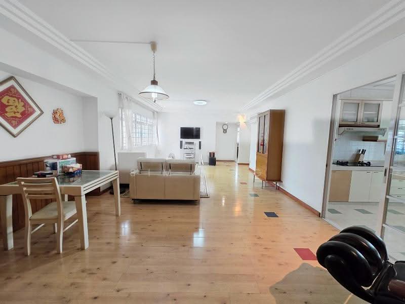 768 Pasir Ris Street 71, 768 Pasir Ris Street 71, Pasir Ris / Tampines, 3 Bedrooms, 1,378 sqft, HDB Flat For Sale, by Sim Seng, 500286831 - Living Room - PropertyGuru.com.sg