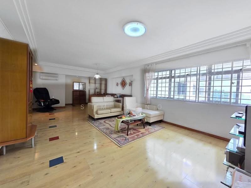 768 Pasir Ris Street 71, 768 Pasir Ris Street 71, Pasir Ris / Tampines, 3 Bedrooms, 1,378 sqft, HDB Flat For Sale, by Sim Seng, 500286831 - Living Room - PropertyGuru.com.sg