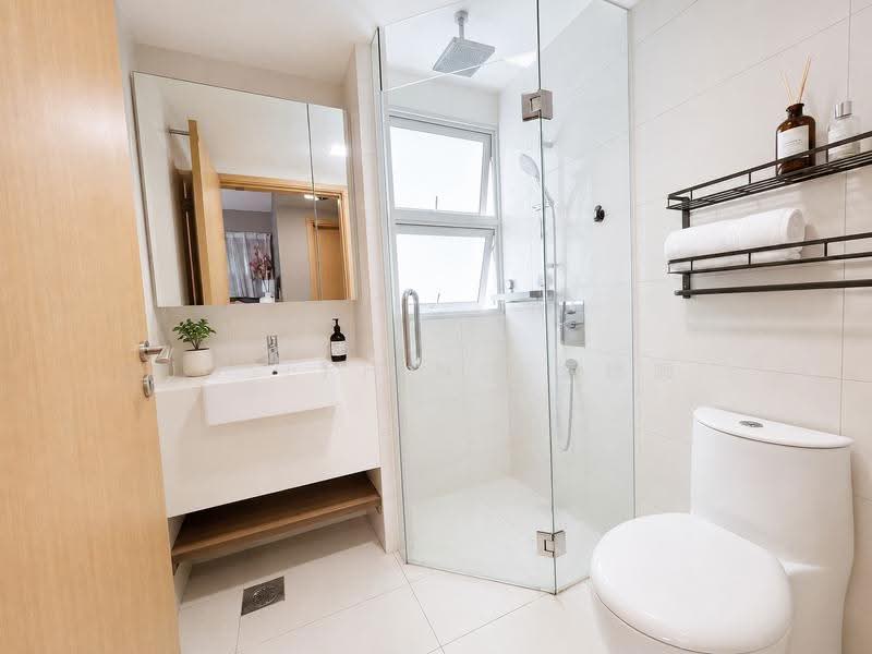 Eight Riversuites, 8 Whampoa East, Balestier / Toa Payoh, 2 Bedrooms, 807 sqft, Condominium For Sale, by Joseph Ng 黄德顺, 500286838 - Bathroom - PropertyGuru.com.sg