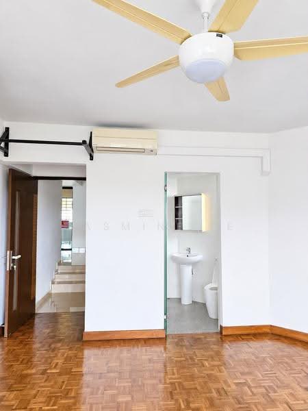 Ivory Heights, 117 Jurong East Street 13, Boon Lay / Jurong / Tuas, 3 Bedrooms, 1,701 sqft, Condominium For Sale, by Jasmine Ye, 500286848 - Bathroom - PropertyGuru.com.sg