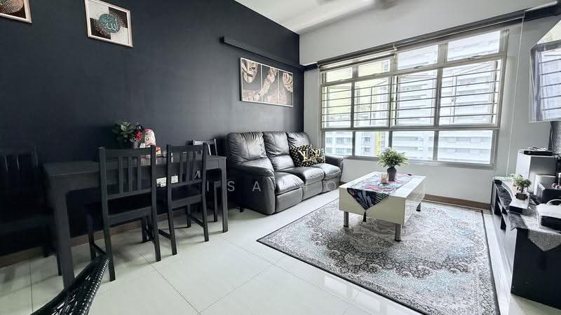 406A Northshore Drive, 406A Northshore Drive, Hougang / Punggol / Sengkang, 2 Bedrooms, 721 sqft, HDB Flat For Sale, by Isa Ho, 500286849 - Living Room - PropertyGuru.com.sg