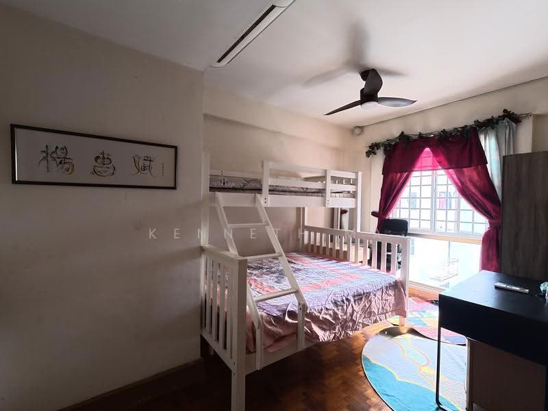 Parkview Apartments, 1 Bukit Batok Street 25, Dairy Farm / Bukit Panjang / Choa Chu Kang, Room Rental, 130 sqft, Apartment For Rent, by Kenneth Ma, 500286865 - ROOM 2 - PropertyGuru.com.sg