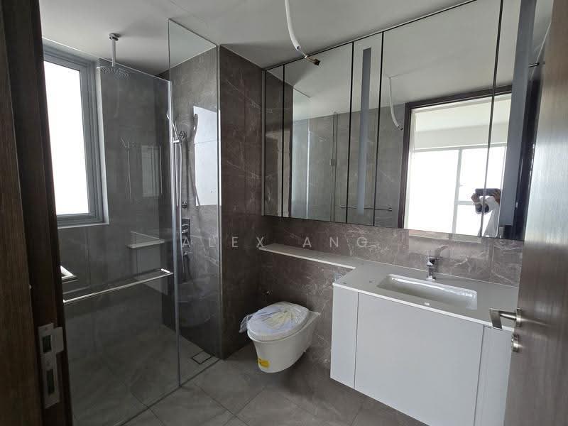 Grand Dunman, 16 Dunman Road, East Coast / Marine Parade, 2 Bedrooms, 700 sqft, Condominium For Rent, by Alex Ang, 500286874 - Bathroom - PropertyGuru.com.sg