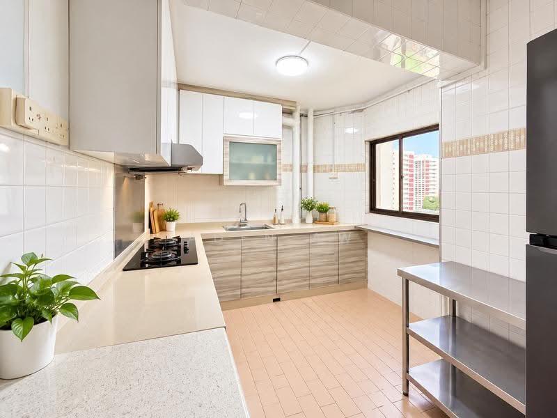 Neptune Court, 7 Marine Vista, East Coast / Marine Parade, 3 Bedrooms, 1,270 sqft, Apartment For Rent, by Aden Aw, 500286910 - Kitchen - PropertyGuru.com.sg