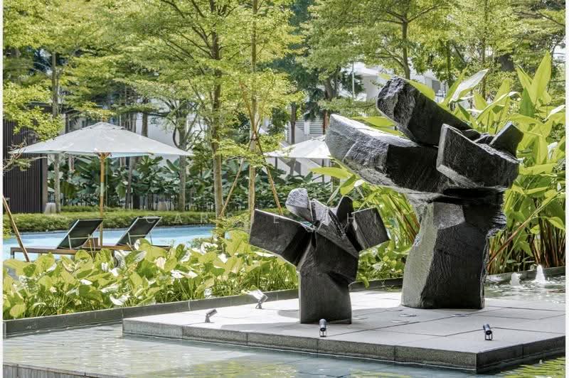 Hilltops, 99 Cairnhill Circle, Orchard / River Valley, 3 Bedrooms, 1,550 sqft, Condominium For Sale, by Carrie Chin, 500286920 - Exterior - PropertyGuru.com.sg
