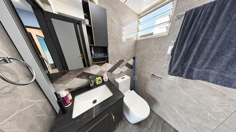 463C Sembawang Drive, 463C Sembawang Drive, Sembawang / Yishun, 3 Bedrooms, 990 sqft, HDB Flat For Sale, by Sufy B., 500286929 - Master Bathroom - PropertyGuru.com.sg