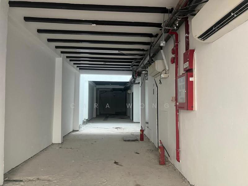 Mosque Street- Restaurant, Mosque Street, Boat Quay / Raffles Place / Marina, 3,072 sqft, Food & Beverage For Rent, by Cara Wong, 500286941 - Corridor - CommercialGuru.com.sg