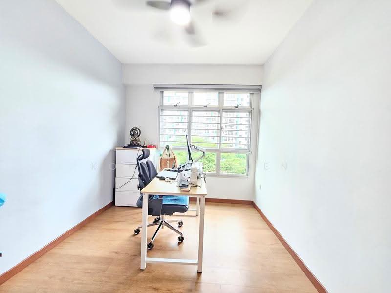 126D Canberra Street, 126D Canberra Street, Sembawang / Yishun, 3 Bedrooms, 1,001 sqft, HDB Flat For Sale, by Koh Hui Zhen, 500286991 - Study - PropertyGuru.com.sg
