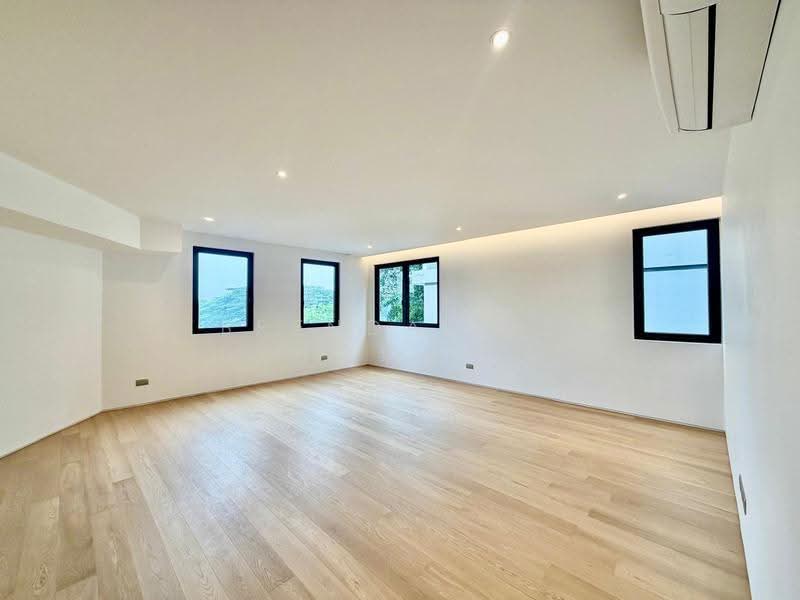 Watten Enclave ✧ Striking New Detached within 1km to RGPS, Watten Estate Road, Hillcrest Road, Shelford Road, Newton / Novena, 6 Bedrooms, 8,264 sqft, Detached House For Sale, by Brenda Zee (徐黎倫), 500286998 - Level 2 Bedroom - PropertyGuru.com.sg