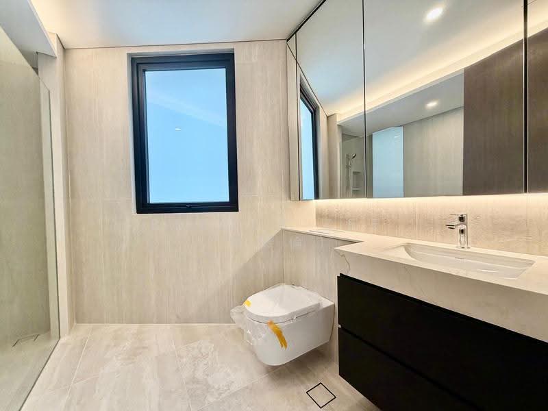 Watten Enclave ✧ Striking New Detached within 1km to RGPS, Watten Estate Road, Hillcrest Road, Shelford Road, Newton / Novena, 6 Bedrooms, 8,264 sqft, Detached House For Sale, by Brenda Zee (徐黎倫), 500286998 - Level 2 Bathroom - PropertyGuru.com.sg