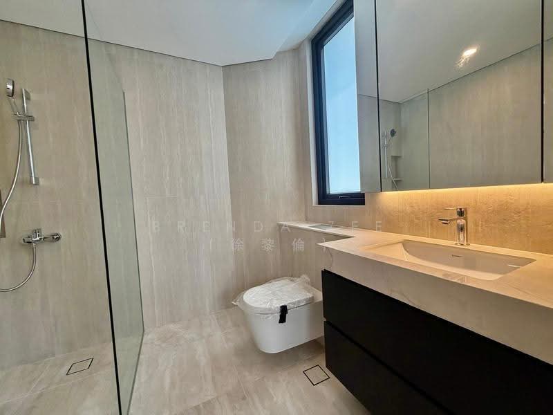 Watten Enclave ✧ Striking New Detached within 1km to RGPS, Watten Estate Road, Hillcrest Road, Shelford Road, Newton / Novena, 6 Bedrooms, 8,264 sqft, Detached House For Sale, by Brenda Zee (徐黎倫), 500286998 - Level 3 Bathroom - PropertyGuru.com.sg