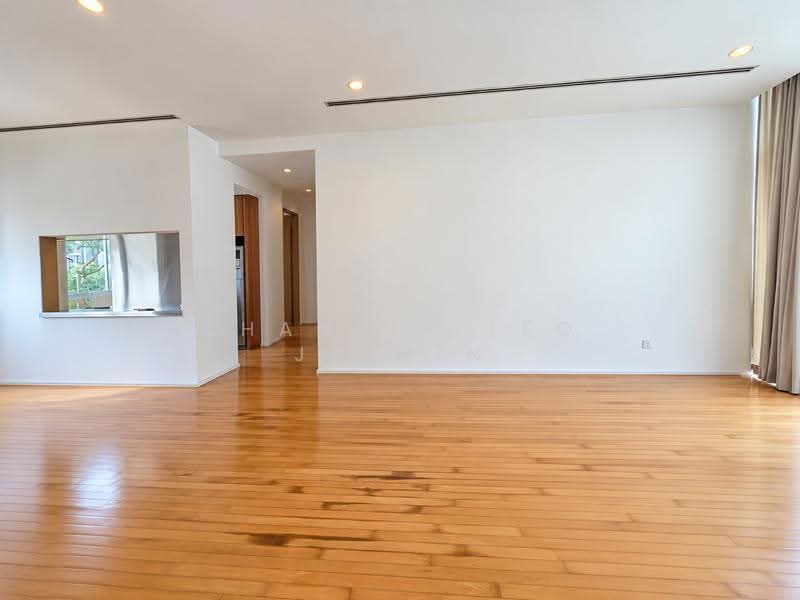 The Paterson Edge, 26 Paterson Road, Orchard / River Valley, 2 Bedrooms, 990 sqft, Apartment For Rent, by Chantel Teo Jiamin, 500287001 - Living Room - PropertyGuru.com.sg