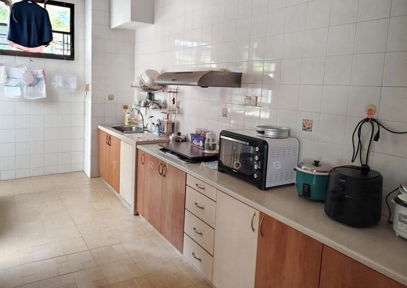 985B Buangkok Crescent, 985B Buangkok Crescent, Hougang / Punggol / Sengkang, 3 Bedrooms, 1,184 sqft, HDB Flat For Sale, by Terisa Ong, 500287007 - Kitchen & Yard - PropertyGuru.com.sg