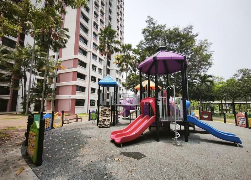 985B Buangkok Crescent, 985B Buangkok Crescent, Hougang / Punggol / Sengkang, 3 Bedrooms, 1,184 sqft, HDB Flat For Sale, by Terisa Ong, 500287007 - Unit Overlooks Park & Playground - PropertyGuru.com.sg