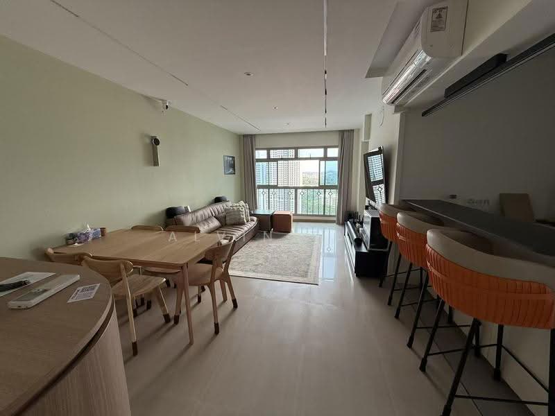 48 Strathmore Avenue, 48 Strathmore Avenue, Alexandra / Commonwealth, Room Rental, 200 sqft, HDB Flat For Rent, by Alvin Tay, 500287012 - Living Room - PropertyGuru.com.sg
