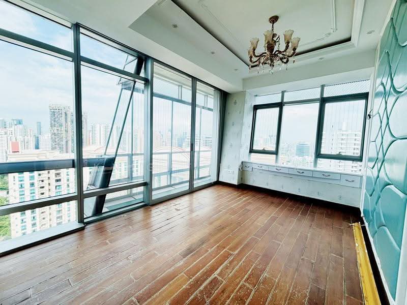 Gramercy Park, 57 Grange Road, Tanglin / Holland / Bukit Timah, 4 Bedrooms, 2,594 sqft, Condominium For Sale, by LORRAINE CHEW LUO LIN, 500287018 - Living Room - PropertyGuru.com.sg
