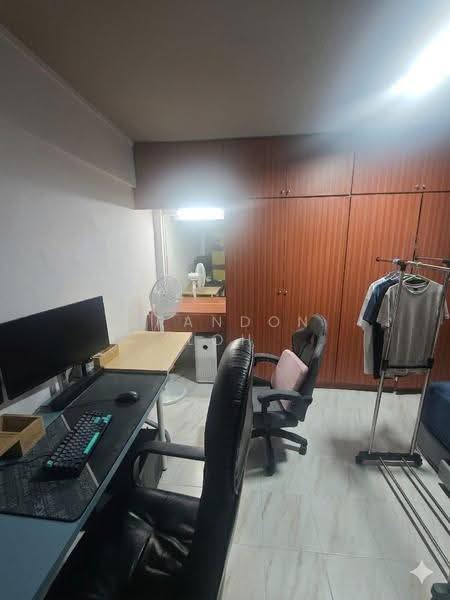 351 Hougang Avenue 7, 351 Hougang Avenue 7, Hougang / Punggol / Sengkang, Room Rental, 150 sqft, HDB Flat For Rent, by Brandon Loh, 500287024 - Study - PropertyGuru.com.sg