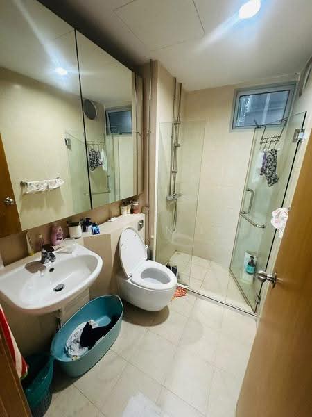 Starville, 62 Lengkong Tiga, Eunos / Geylang / Paya Lebar, 3 Bedrooms, 1,270 sqft, Condominium For Rent, by Angelin Loh, 500287033 - Bathroom - PropertyGuru.com.sg