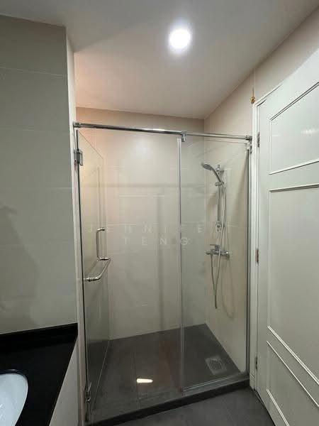 Heritage View, 6 Dover Rise, Buona Vista / West Coast / Clementi New Town, 3 Bedrooms, 1,313 sqft, Condominium For Sale, by Jennifer Teng, 500287034 - Master bath - PropertyGuru.com.sg