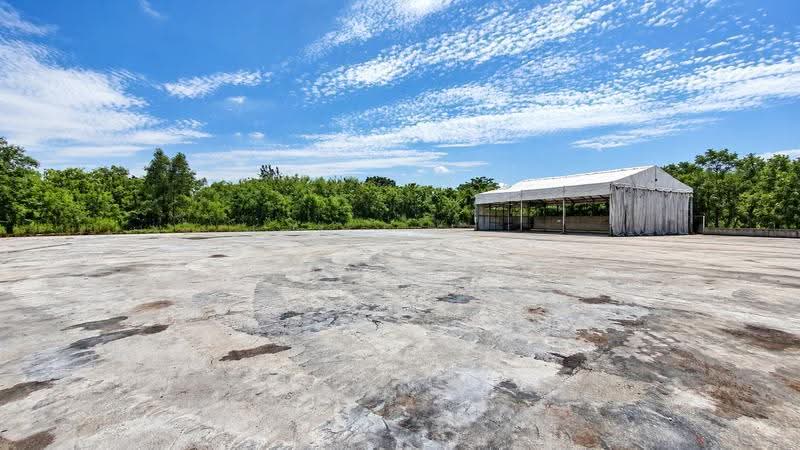 Cheap | Jalan Papan | Concrete Yard | Long Lease | Electrical & Water Point, Jalan Papan, Boon Lay / Jurong / Tuas, 45,000 sqft, Land Only For Rent, by Alex Chan, 500287045 - Exterior - CommercialGuru.com.sg