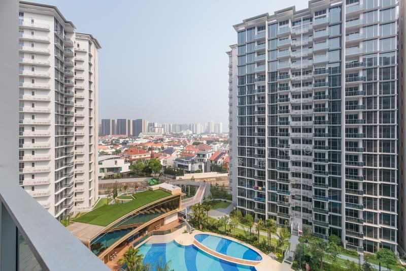 Grand Dunman, 8 Dunman Road, East Coast / Marine Parade, 3 Bedrooms, 1,119 sqft, Condominium For Sale, by Matthew Kengo Iwami 贤悟, 500287057 - Balcony - PropertyGuru.com.sg