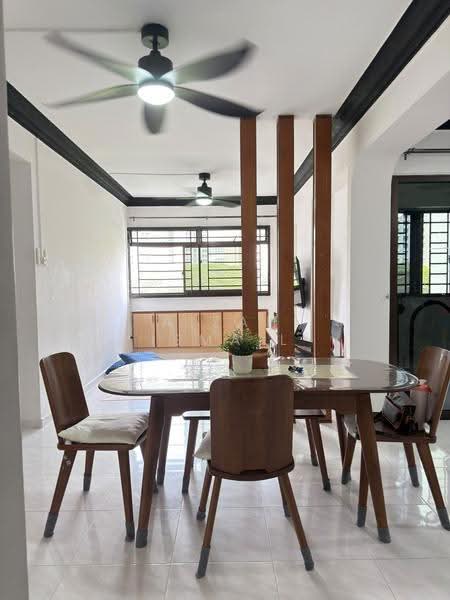 162 Jalan Teck Whye, 162 Jalan Teck Whye, Dairy Farm / Bukit Panjang / Choa Chu Kang, 3 Bedrooms, 1,302 sqft, HDB Flat For Sale, by Aizah Ismail, 500287062 - Dining Room - PropertyGuru.com.sg