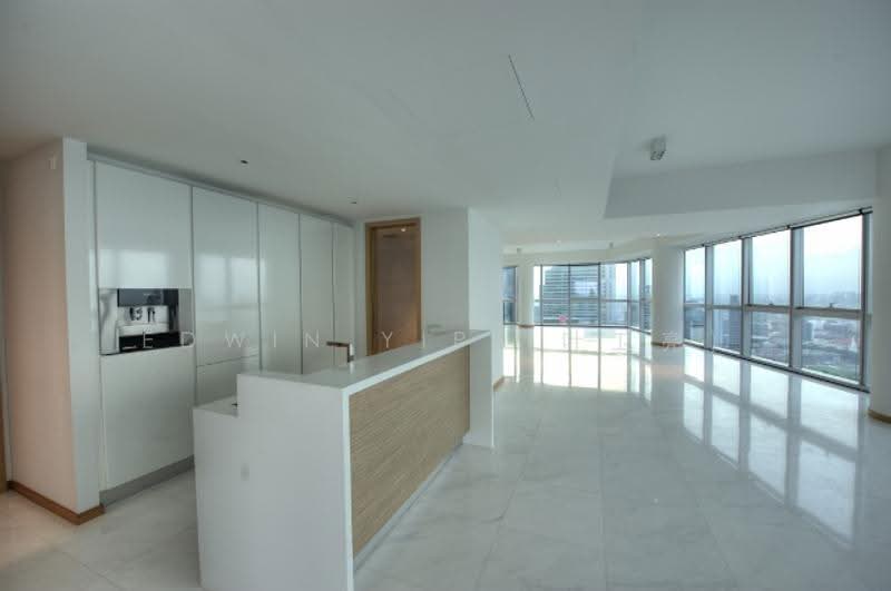 Marina Bay Residences, 18 Marina Boulevard, Boat Quay / Raffles Place / Marina, 5 Bedrooms, 4,478 sqft, Condominium For Sale, by Edwin Yip (叶卫亮), 500287064 - Kitchen - PropertyGuru.com.sg
