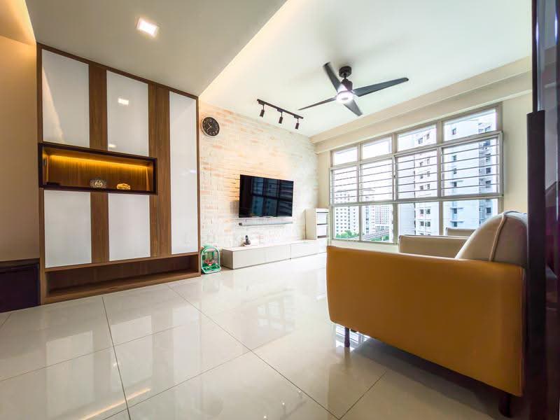 217B Compassvale Drive, 217B Compassvale Drive, Hougang / Punggol / Sengkang, 4 Bedrooms, 1,206 sqft, HDB Flat For Sale, by Luke Lim, 500287065 - Living Room - PropertyGuru.com.sg