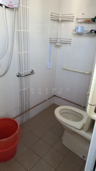 462 Jurong West Street 41, 462 Jurong West Street 41, Boon Lay / Jurong / Tuas, Room Rental, 200 sqft, HDB Flat For Rent, by Mohamed Ameen, 500287089 - Bathroom - PropertyGuru.com.sg
