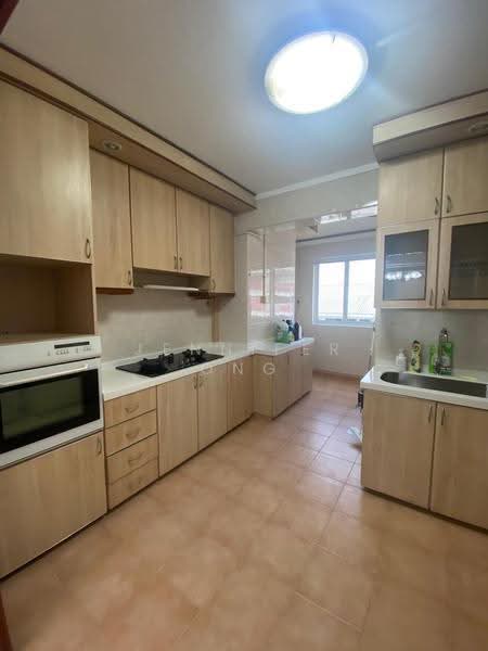 254 Bishan Street 22, 254 Bishan Street 22, Ang Mo Kio / Bishan / Thomson, 3 Bedrooms, 1,238 sqft, HDB Flat For Rent, by Jennifer Ong, 500287101 - Kitchen - PropertyGuru.com.sg