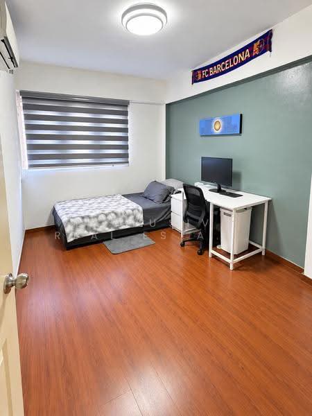 121 Paya Lebar Way, 121 Paya Lebar Way, Eunos / Geylang / Paya Lebar, 3 Bedrooms, 980 sqft, HDB Flat For Sale, by ARTHUR, 500287103 - Bedroom - PropertyGuru.com.sg