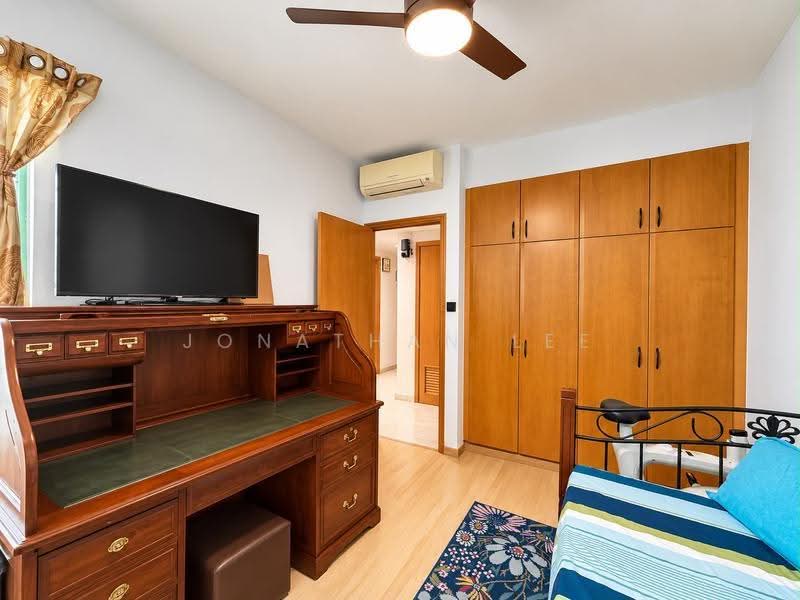 Guilin View, 20 Bukit Batok Street 52, Dairy Farm / Bukit Panjang / Choa Chu Kang, 3 Bedrooms, 1,259 sqft, Condominium For Rent, by Jonathan Lee, 500287108 - PropertyGuru.com.sg