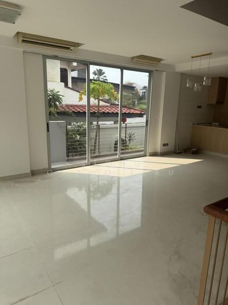 Marlene Ville, 11 Marlene Avenue, Hougang / Punggol / Sengkang, 5 Bedrooms, 2,928 sqft, Cluster House For Sale, by Siong Chang Liau, 500287116 - Living Room - PropertyGuru.com.sg