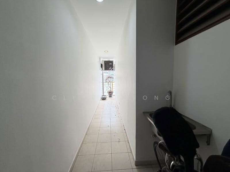 Rangoon Court, 103 Rangoon Road, Farrer Park / Serangoon Rd, 3 Bedrooms, 1,539 sqft, Condominium For Sale, by Clive Cheong, 500287118 - PropertyGuru.com.sg