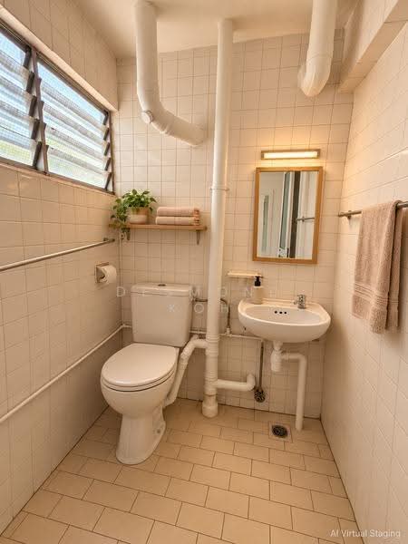 709 Hougang Avenue 2, 709 Hougang Avenue 2, Hougang / Punggol / Sengkang, 2 Bedrooms, 721 sqft, HDB Flat For Sale, by Desmond Koh, 500287145 - Bathroom - PropertyGuru.com.sg
